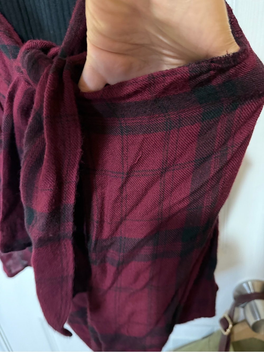 Signature Studio Ripped top with Tie on Flannel. - Picture 6 of 11